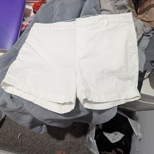 Tommy Hilfiger White Bermuda Shorts Relaxed Fit